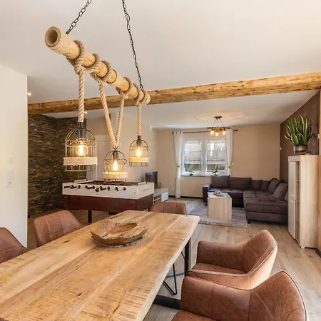 Schoene Aussicht Holiday home Frielendorf